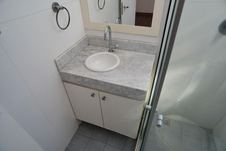 Apartamento à venda com 108m², 3 quartos e 1 vagaBanheiro Suíte 2