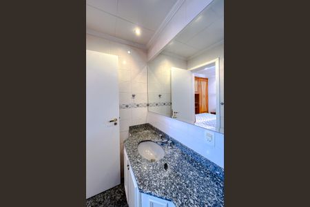 Apartamento para alugar com 148m², 3 quartos e 3 vagasBanheiro da Suíte 2