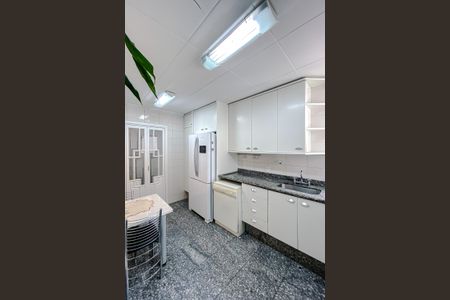 Apartamento para alugar com 148m², 3 quartos e 3 vagasCozinha