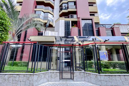 Apartamento para alugar com 148m², 3 quartos e 3 vagasFachada - Plaquinha