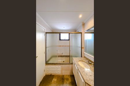 Apartamento para alugar com 148m², 3 quartos e 3 vagasBanheiro da Suíte 3