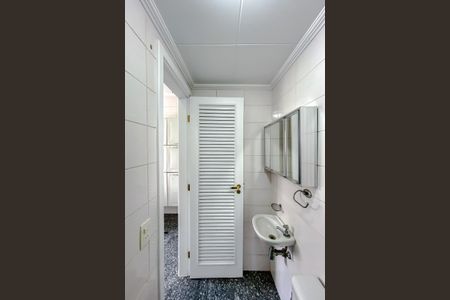 Apartamento para alugar com 148m², 3 quartos e 3 vagasBanheiro de serviço