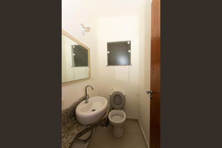 Casa de condomínio para alugar com 166m², 3 quartos e 3 vagasLavabo