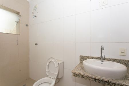 Casa de condomínio para alugar com 166m², 3 quartos e 3 vagasBanheiro da Suíte 3