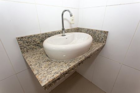Casa de condomínio para alugar com 166m², 3 quartos e 3 vagasBanheiro da Suíte 3