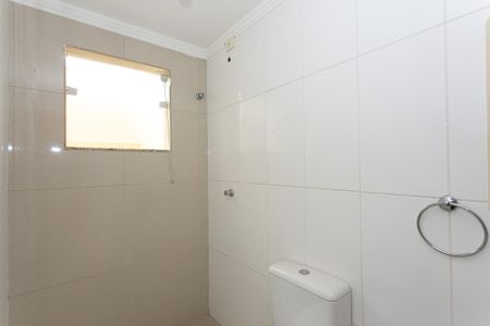 Casa de condomínio para alugar com 166m², 3 quartos e 3 vagasBanheiro da Suíte 2