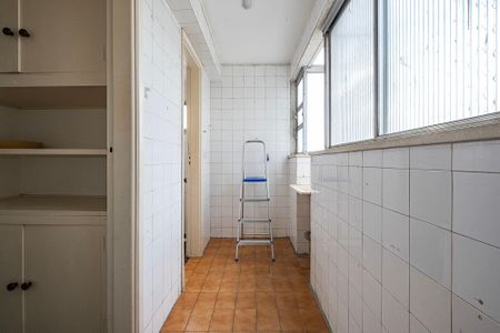 Apartamento para alugar com 75m², 2 quartos e 1 vagaÁrea de Serviço