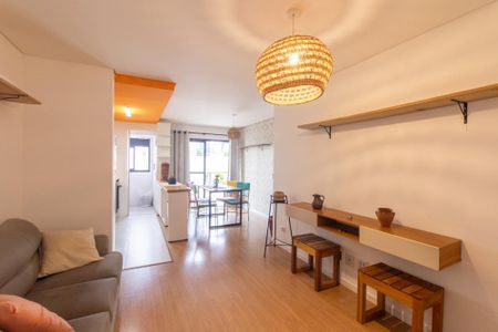 Apartamento para alugar com 70m², 2 quartos e 2 vagasSala