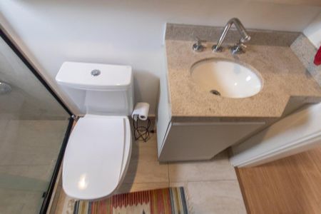 Apartamento para alugar com 70m², 2 quartos e 2 vagasBanheiro Social