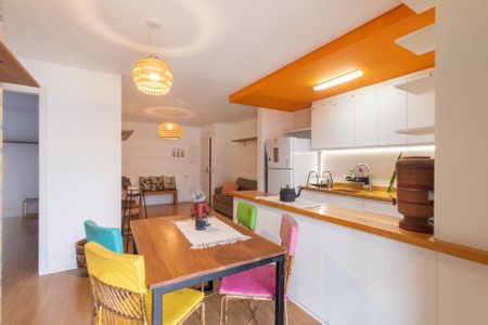 Sala de apartamento para alugar com 2 quartos, 70m² em Alto da Glória, Curitiba