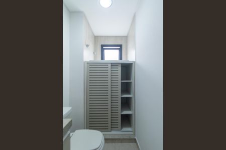 Apartamento para alugar com 70m², 2 quartos e 2 vagasBanheiro da Suite