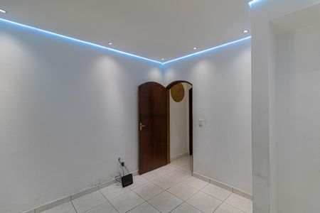 Casa para alugar com 75m², 2 quartos e 1 vagaQuarto 1