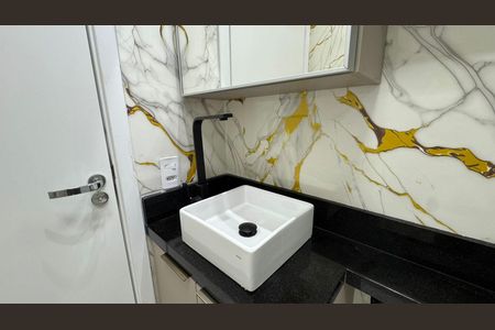 Apartamento para alugar com 40m², 2 quartos e 1 vaga Apartamento para alugar com 40m², 2 quartos e 1 vagaBanheiro