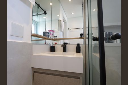 Apartamento à venda com 69m², 2 quartos e 2 vagasBanheiro da Suíte