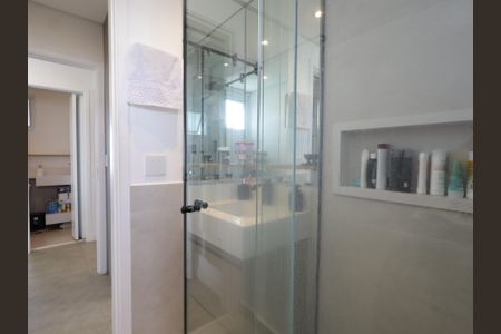 Apartamento à venda com 69m², 2 quartos e 2 vagasBanheiro da Suíte