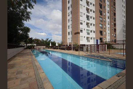 Apartamento à venda com 69m², 2 quartos e 2 vagasÁrea comum - Piscina