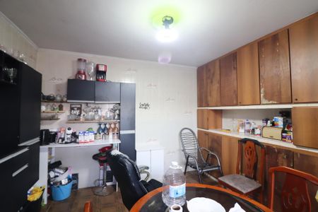 Casa à venda com 350m², 3 quartos e 4 vagasCozinha 
