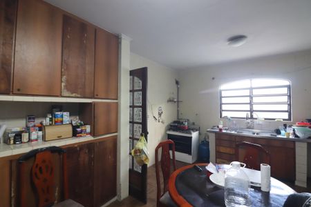 Casa à venda com 350m², 3 quartos e 4 vagasCozinha 