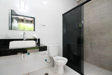 Casa de condomínio para alugar com 340m², 4 quartos e 8 vagasBanheiro Externo