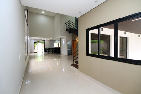 Casa de condomínio para alugar com 340m², 4 quartos e 8 vagasHall de entrada