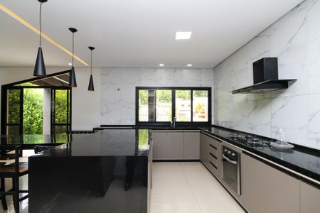 Casa de condomínio para alugar com 340m², 4 quartos e 8 vagasCozinha Americana