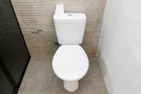 Casa de condomínio para alugar com 340m², 4 quartos e 8 vagasBanheiro Suíte 1