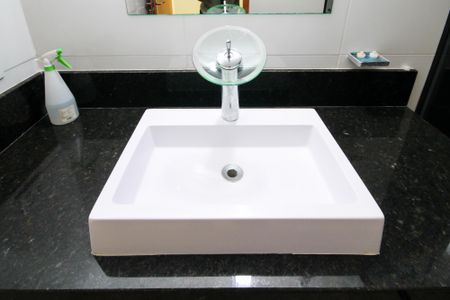 Casa de condomínio para alugar com 340m², 4 quartos e 8 vagasBanheiro Suíte 1