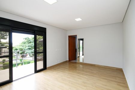 Casa de condomínio para alugar com 340m², 4 quartos e 8 vagasSuíte 4