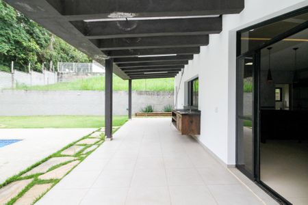 Casa de condomínio para alugar com 340m², 4 quartos e 8 vagasVaranda Quintal