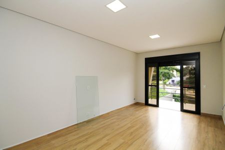 Casa de condomínio para alugar com 340m², 4 quartos e 8 vagasSuíte 3