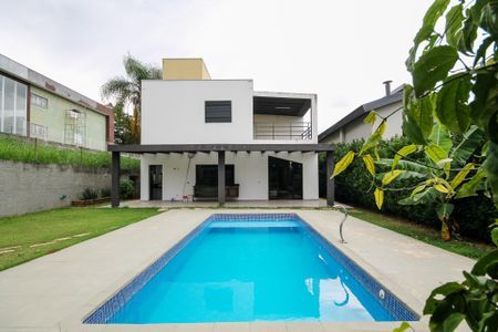 Casa de condomínio para alugar com 340m², 4 quartos e 8 vagasPiscina