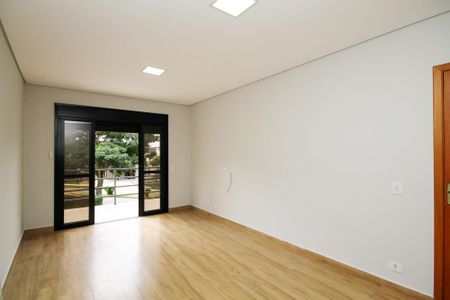 Casa de condomínio para alugar com 340m², 4 quartos e 8 vagasSuíte 3