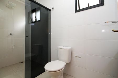 Casa de condomínio para alugar com 340m², 4 quartos e 8 vagasBanheiro Suíte 3