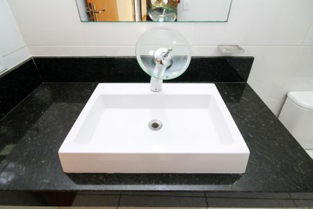 Casa de condomínio para alugar com 340m², 4 quartos e 8 vagasBanheiro Suíte 4