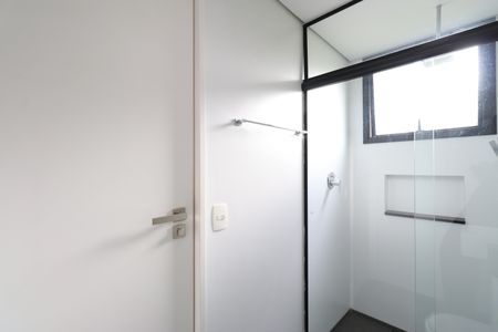 Apartamento à venda com 187m², 3 quartos e 3 vagasBanheiro da Suíte 2