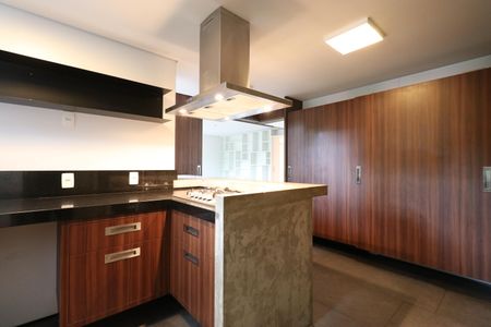 Apartamento à venda com 187m², 3 quartos e 3 vagasCozinha 