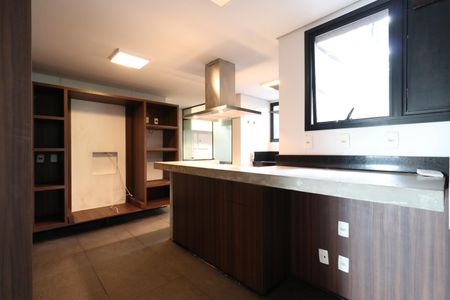 Apartamento à venda com 187m², 3 quartos e 3 vagasCozinha 