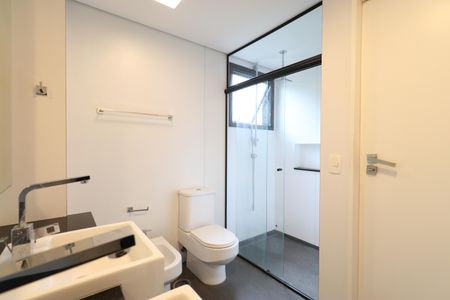 Apartamento à venda com 187m², 3 quartos e 3 vagasBanheiro da Suíte 3