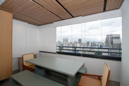 Varanda de apartamento para alugar com 1 quarto, 44m² em Pinheiros, São Paulo