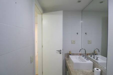Apartamento para alugar com 97m², 2 quartos e 2 vagas Apartamento para alugar com 97m², 2 quartos e 2 vagasBanheiro Suíte