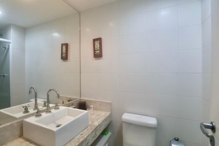 Apartamento para alugar com 97m², 2 quartos e 2 vagas Apartamento para alugar com 97m², 2 quartos e 2 vagasBanheiro Social