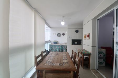 Apartamento para alugar com 97m², 2 quartos e 2 vagas Apartamento para alugar com 97m², 2 quartos e 2 vagasVaranda