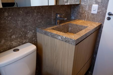 Apartamento à venda com 74m², 3 quartos e 2 vagasBanheiro da Suíte 3