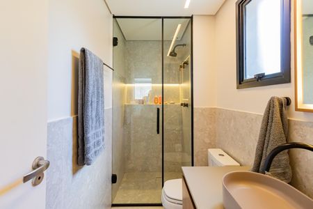 Apartamento à venda com 107m², 2 quartos e 2 vagasBanheiro da Suíte