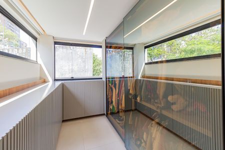 Apartamento à venda com 107m², 2 quartos e 2 vagasCloset da suíte