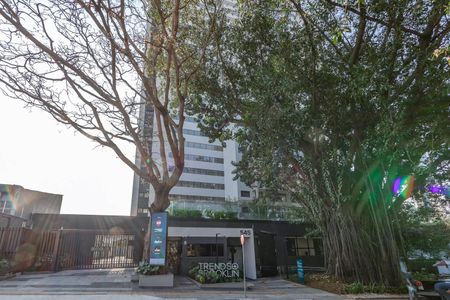 Apartamento à venda com 107m², 2 quartos e 2 vagasFachada