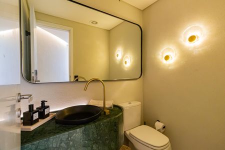 Apartamento à venda com 107m², 2 quartos e 2 vagasLavabo