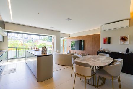 Sala/Cozinha de apartamento à venda com 2 quartos, 107m² em Vila Cordeiro, São Paulo