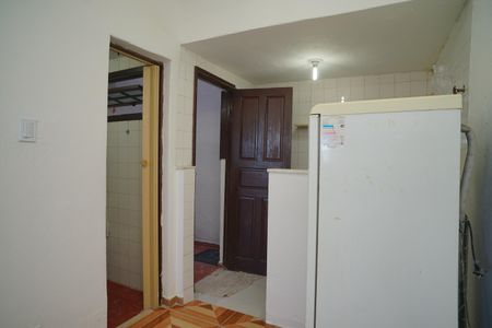 Cozinha de kitnet/studio para alugar com 1 quarto, 51m² em 0, Maricá