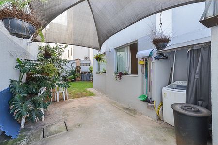 Apartamento à venda com 110m², 2 quartos e 1 vagaGaragem Privativa